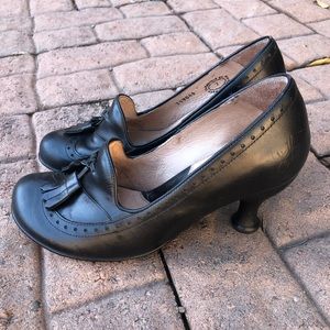 Black John Fluevog heels!